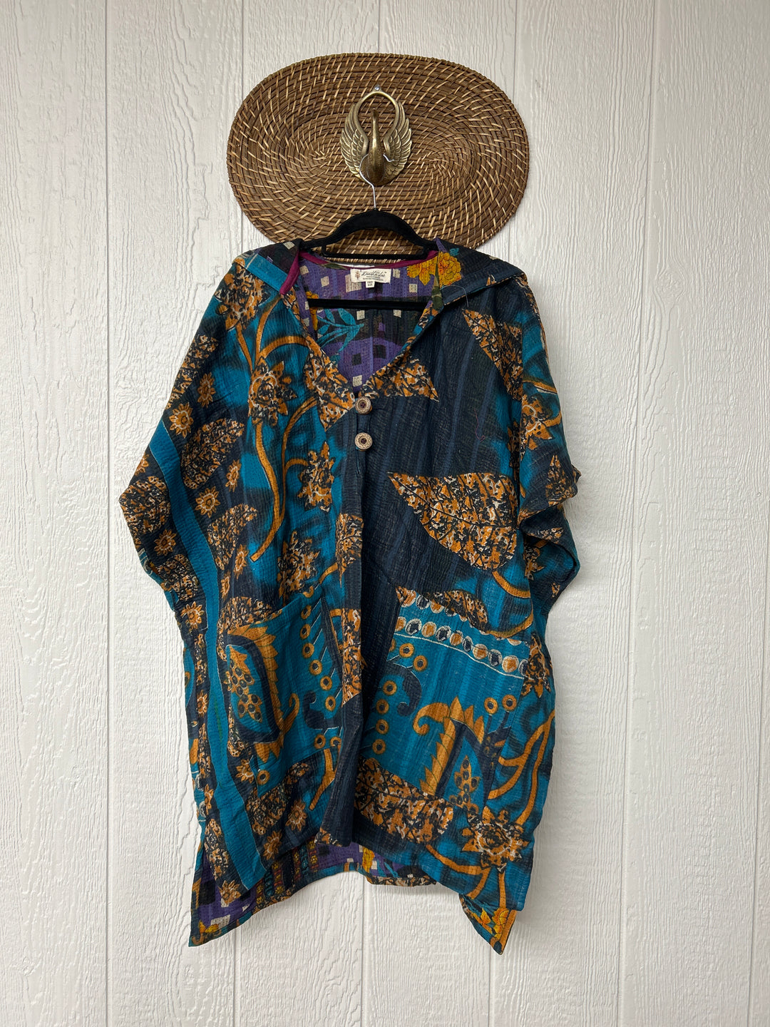 Peace + Love Poncho 0325 190