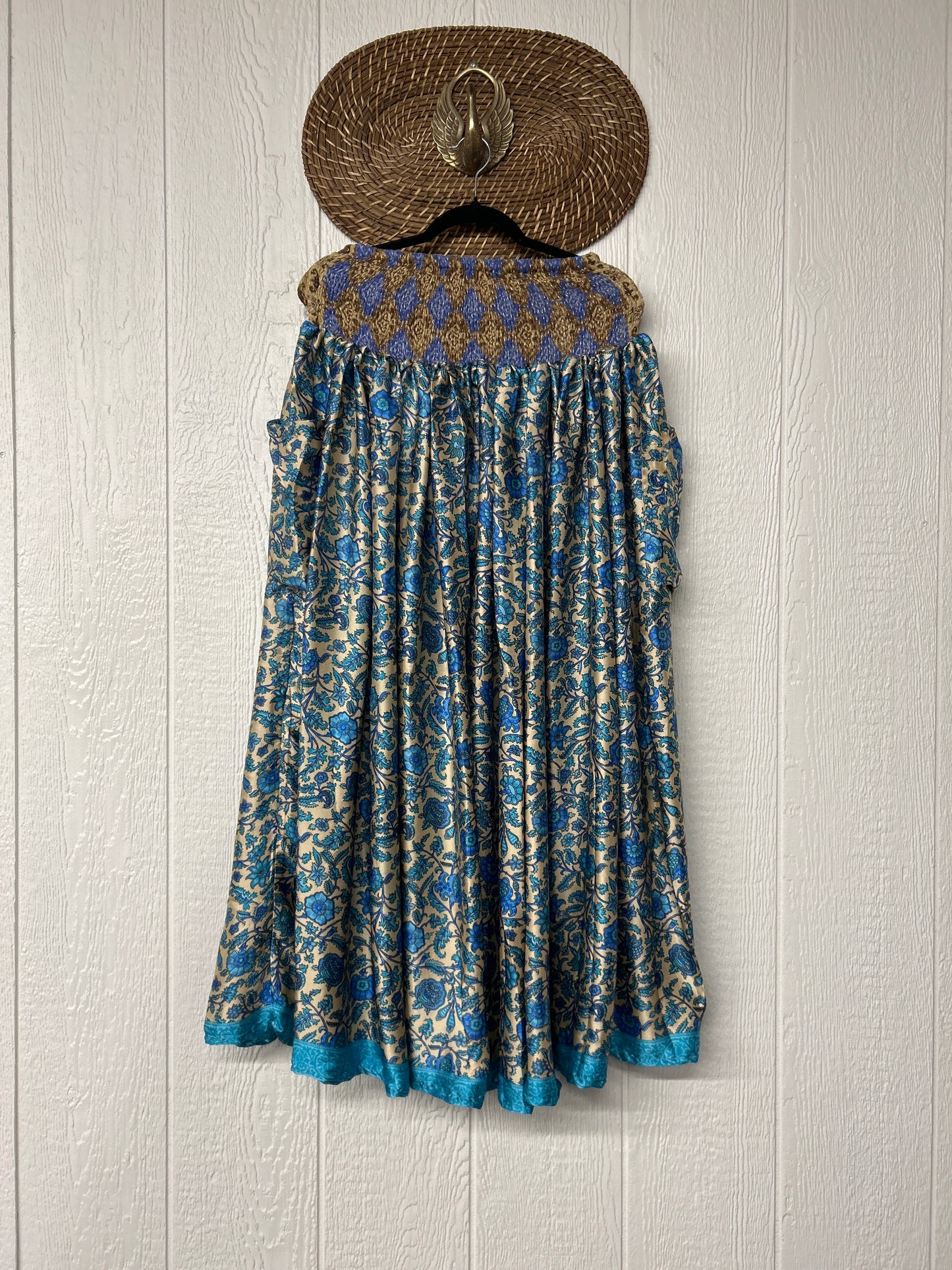 Rasgulla Sari Free Bird Convertible Skirt 0226 234