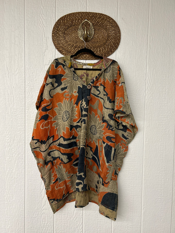 Peace + Love Poncho 0325 013