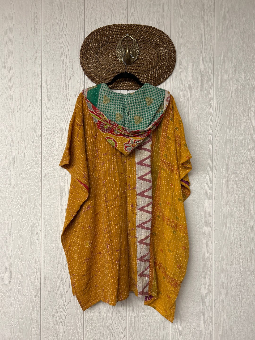 Peace and Love Poncho 0425 097