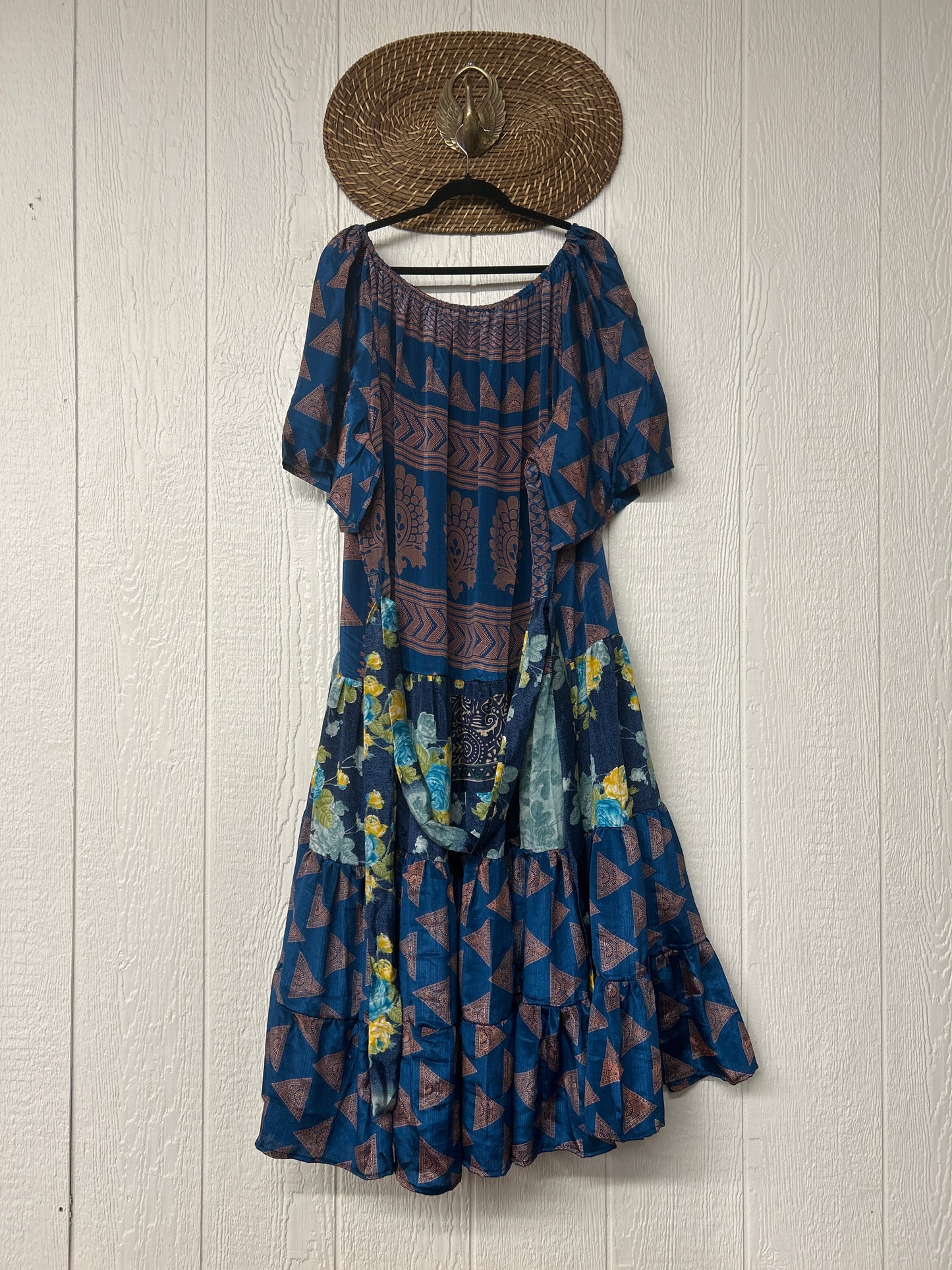 Rasgulla Sari Nova Maxi 0826 244