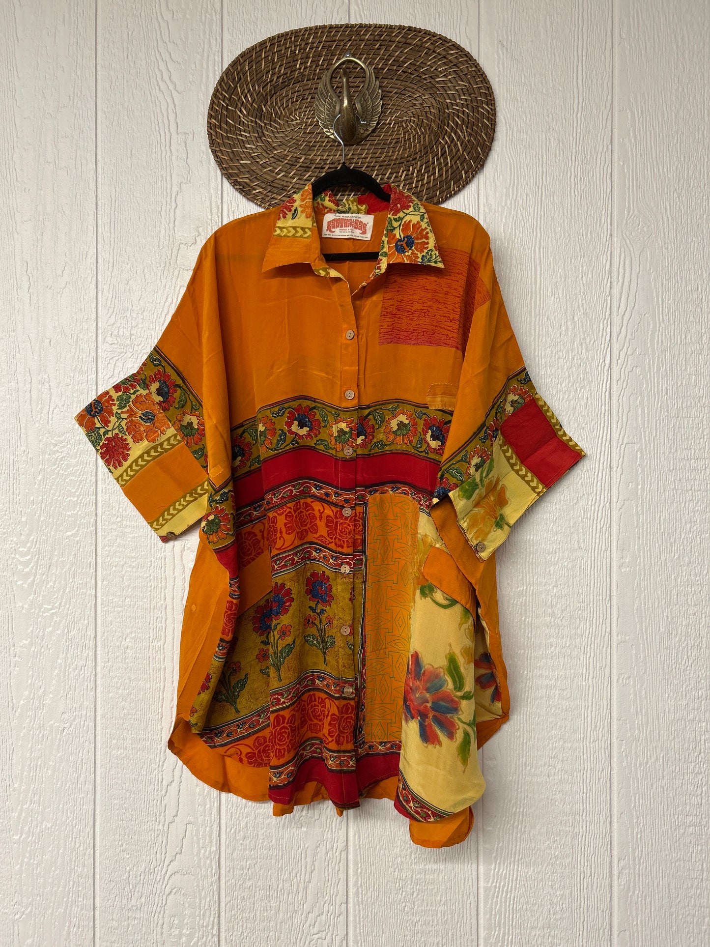 Crepe Sari Free To Be Button Down 0626 020
