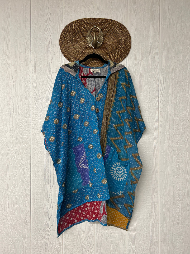 Peace and Love Poncho 0425 035