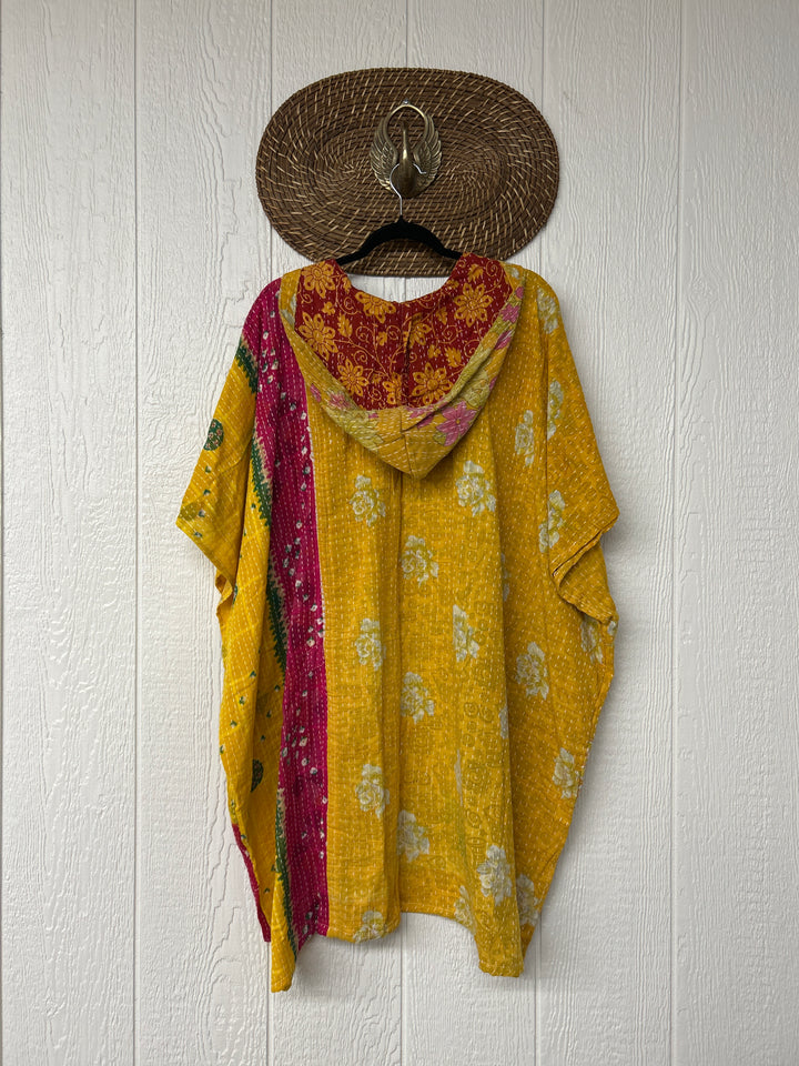 Peace and Love Poncho 0425 165