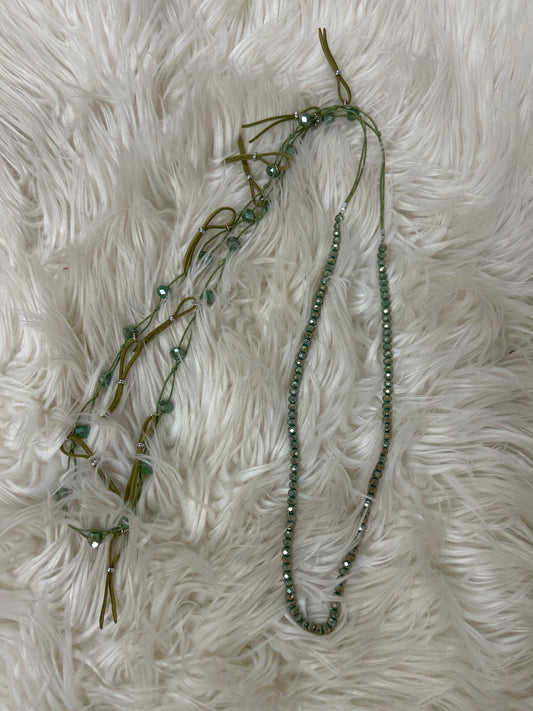 RETAIL Beads & Tassels Necklace Green 0226 008