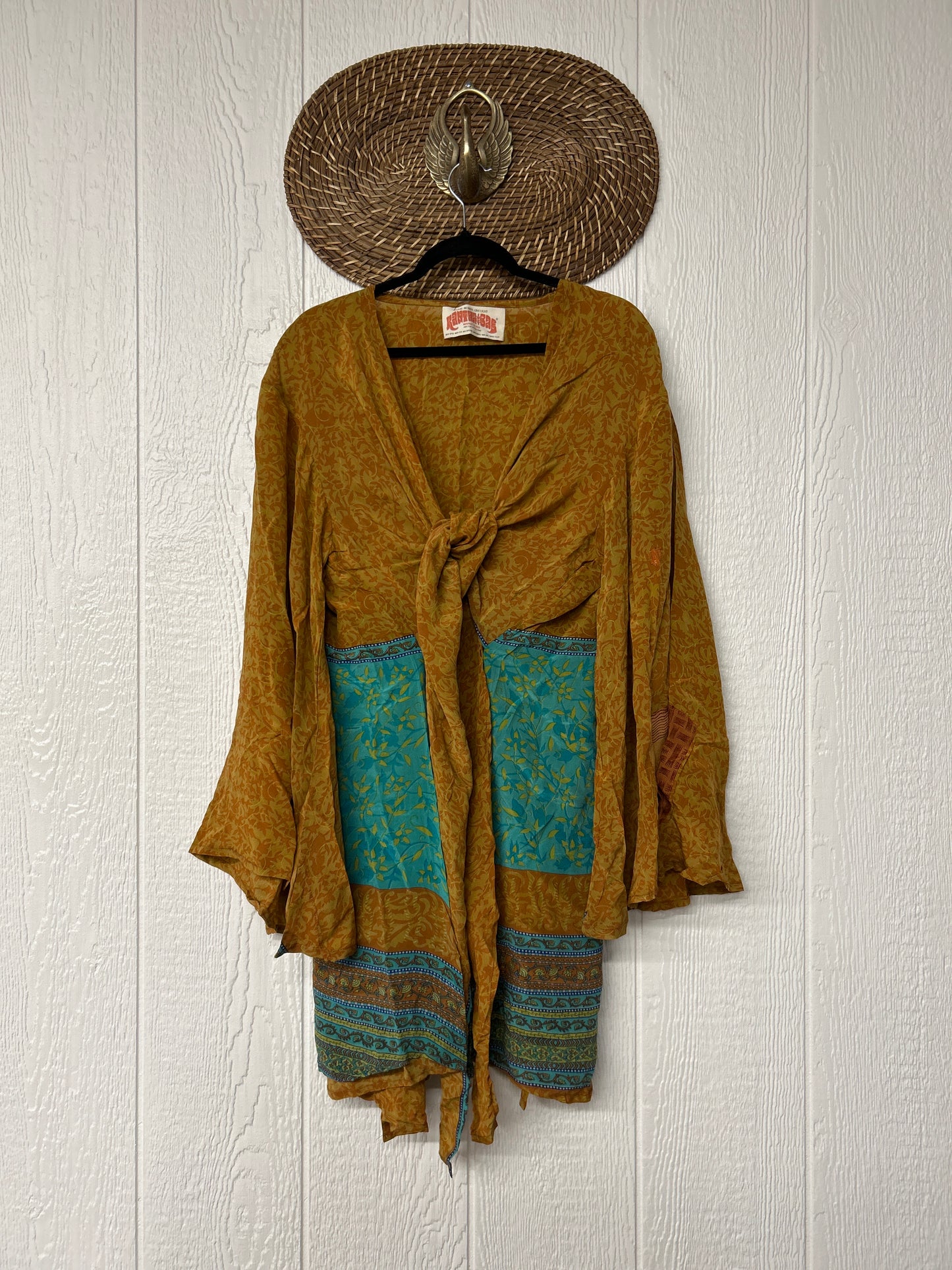 Crepe Sari Shortie Spellbound Kimono 0426 025