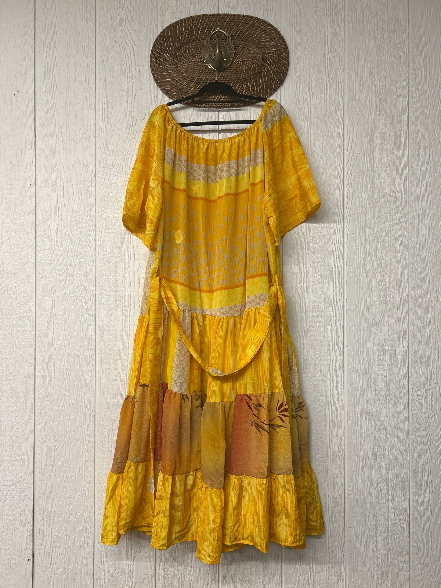 Rasgulla Sari Nova Maxi 0826 168