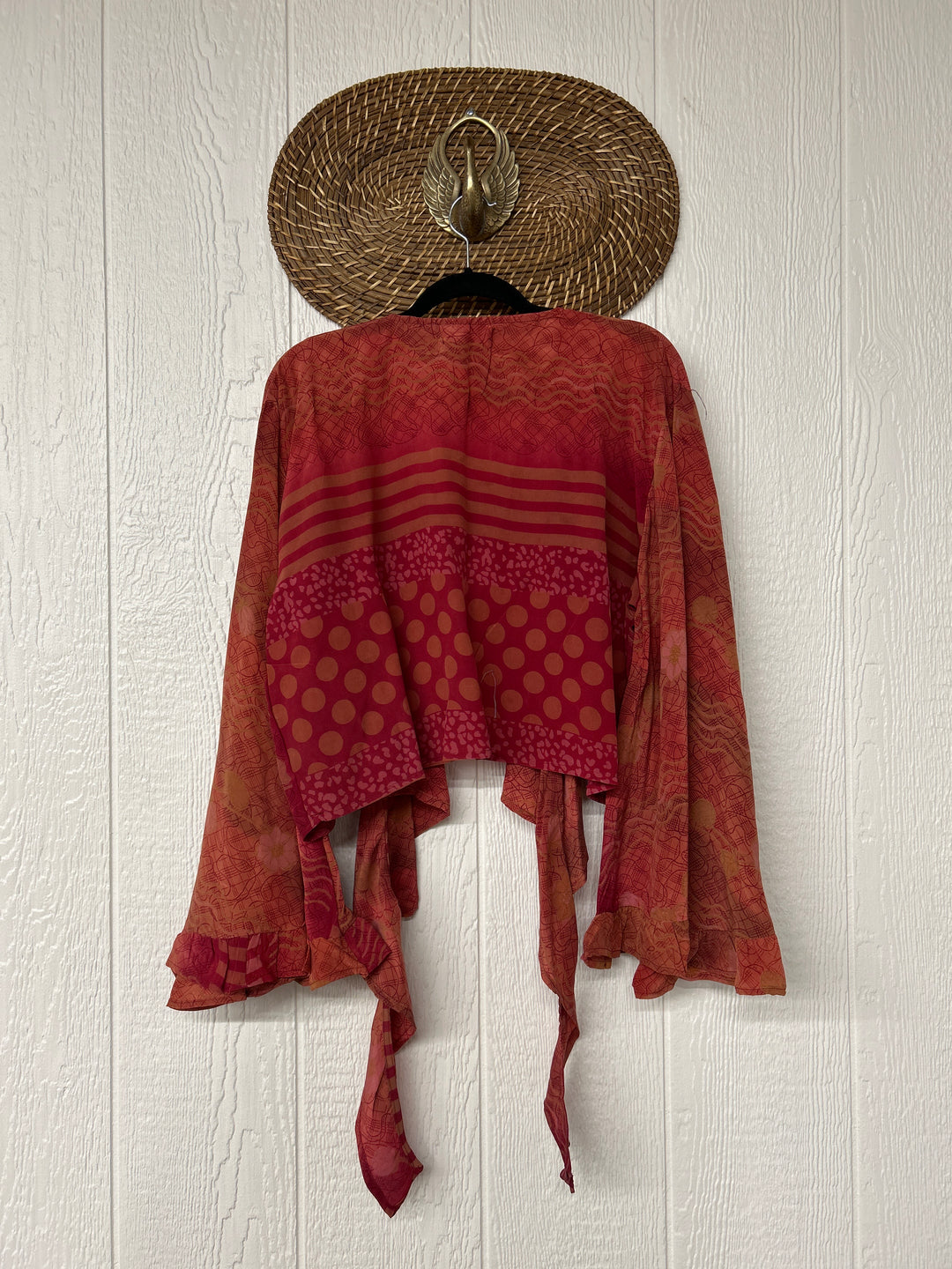 Zeppelin Crop Shrug 0425 214
