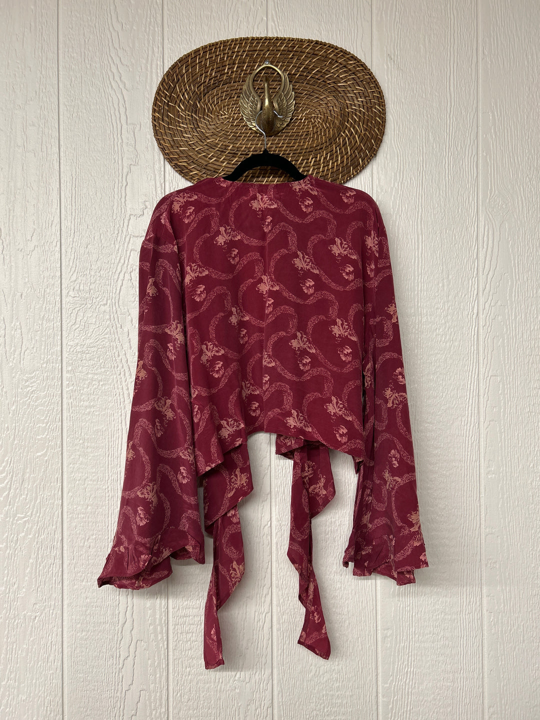 Zeppelin Crop Shrug 0425 244