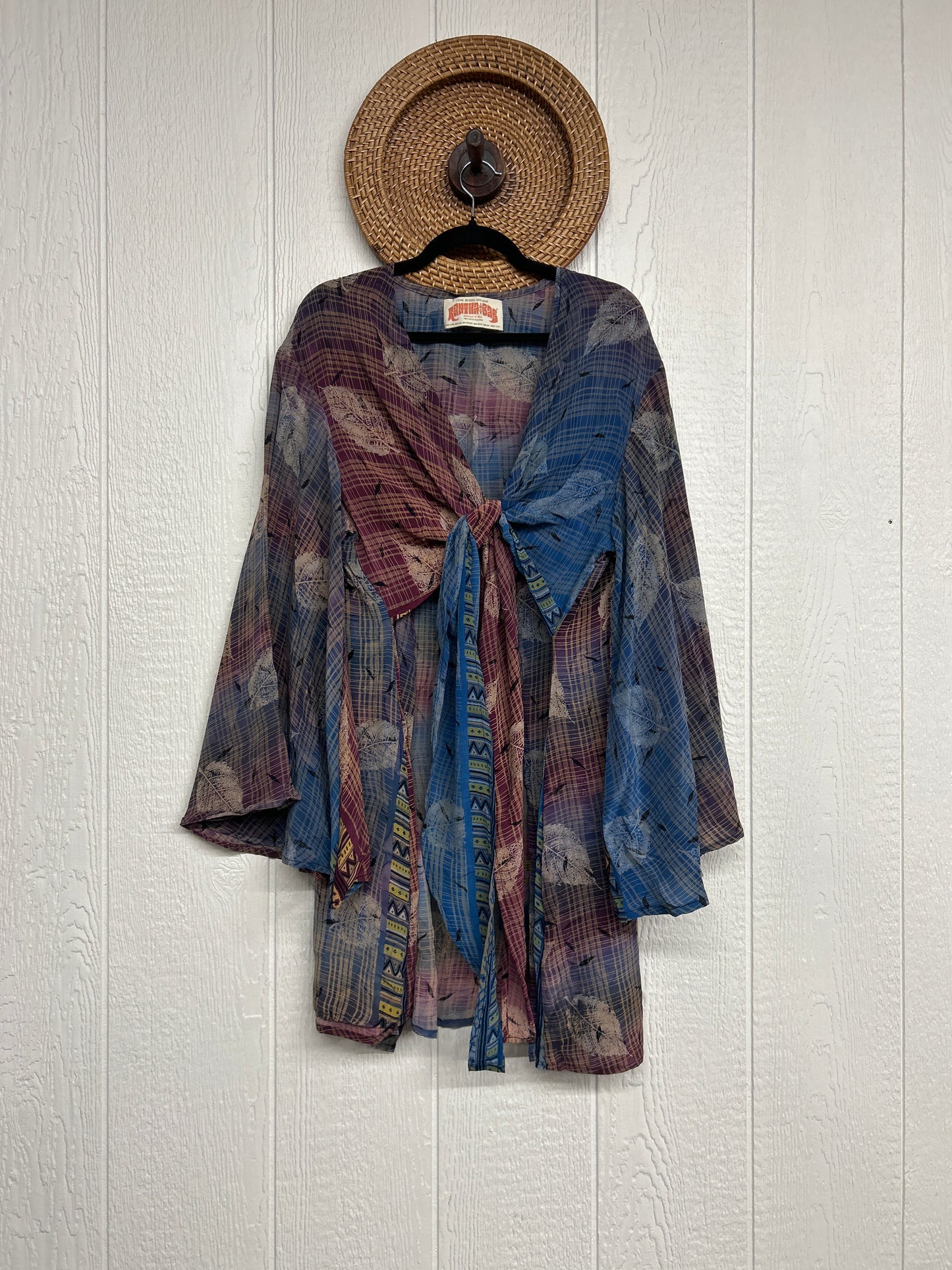 Crepe Sari Shortie Spellbound Kimono 0426 218