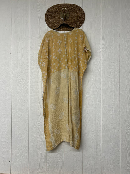 Alchemi Kantha Surrender Hi Lo Poncho 0826 011