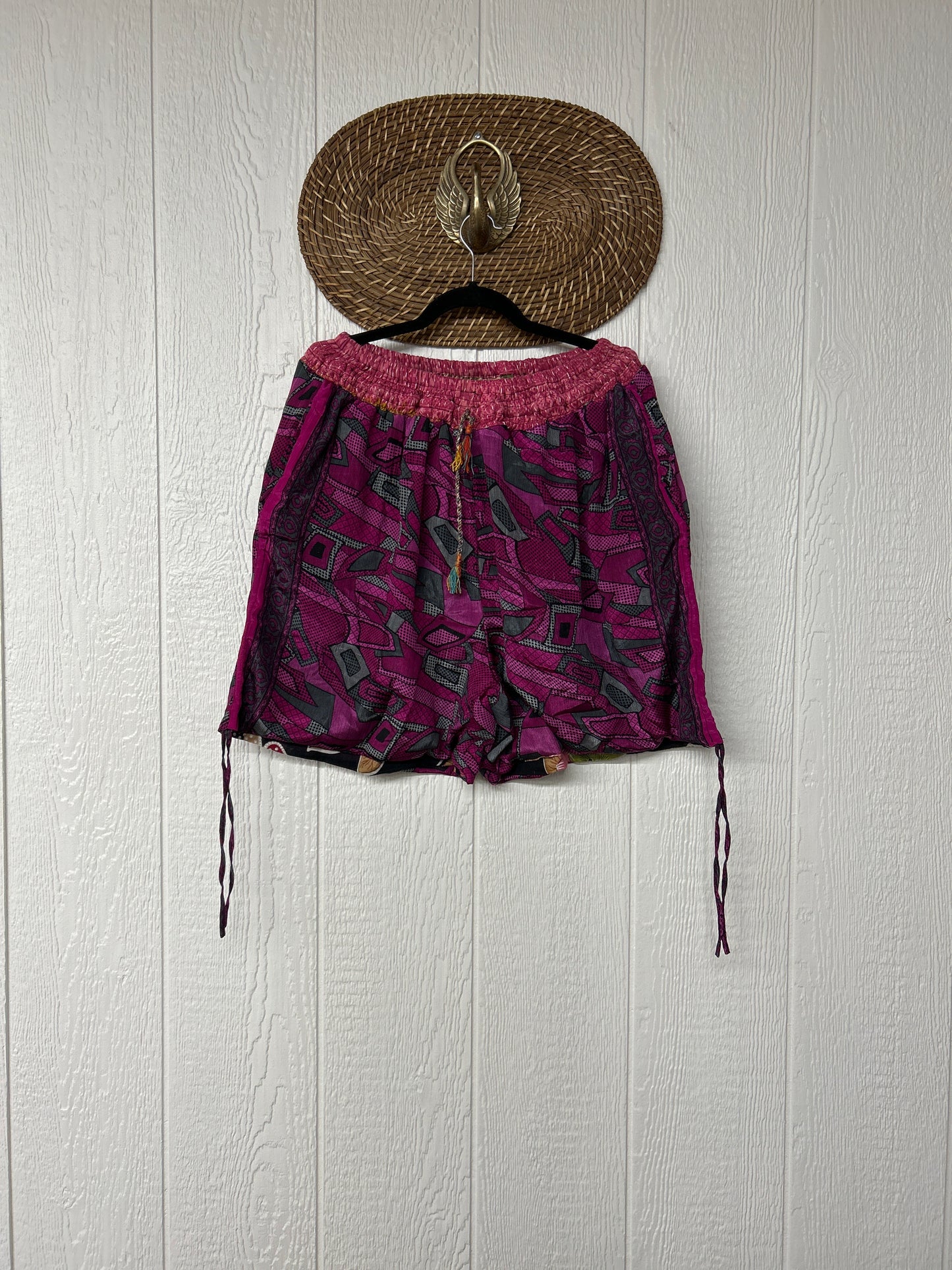 Silk Butterfly Short 0525 263