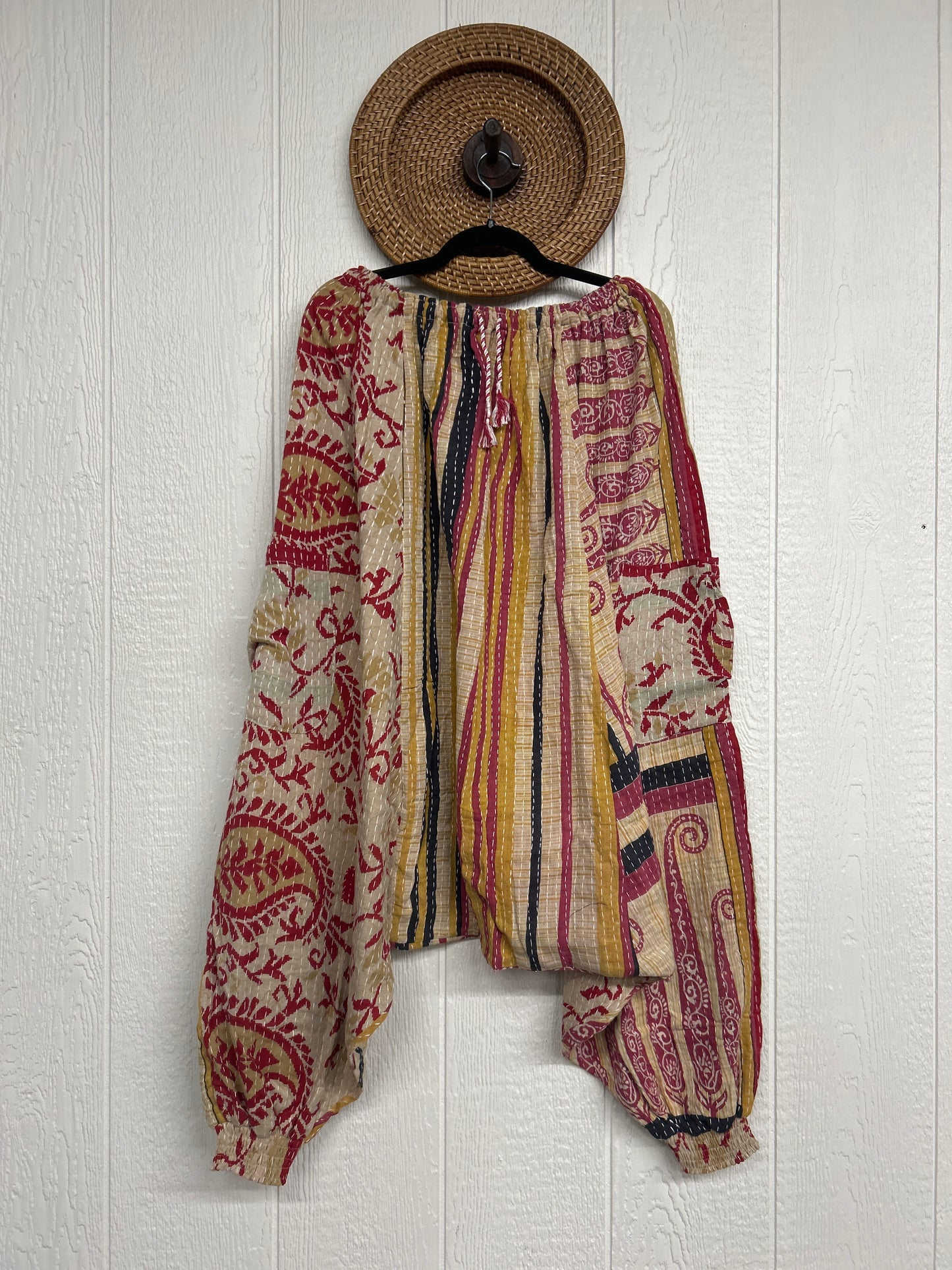 Pareo Kantha Be Still Harems 0226 032