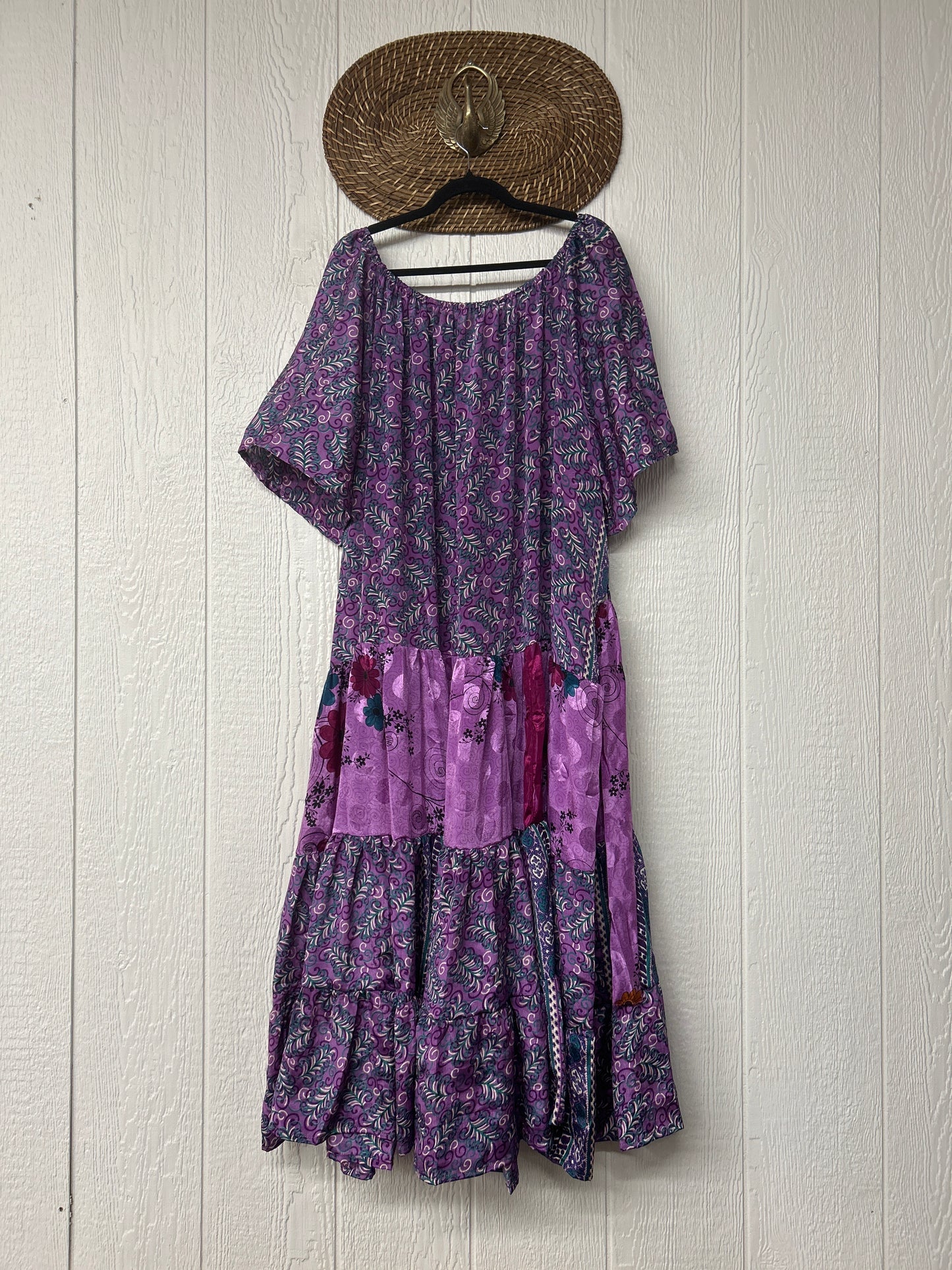 Rasgulla Sari Nova Maxi 0826 242