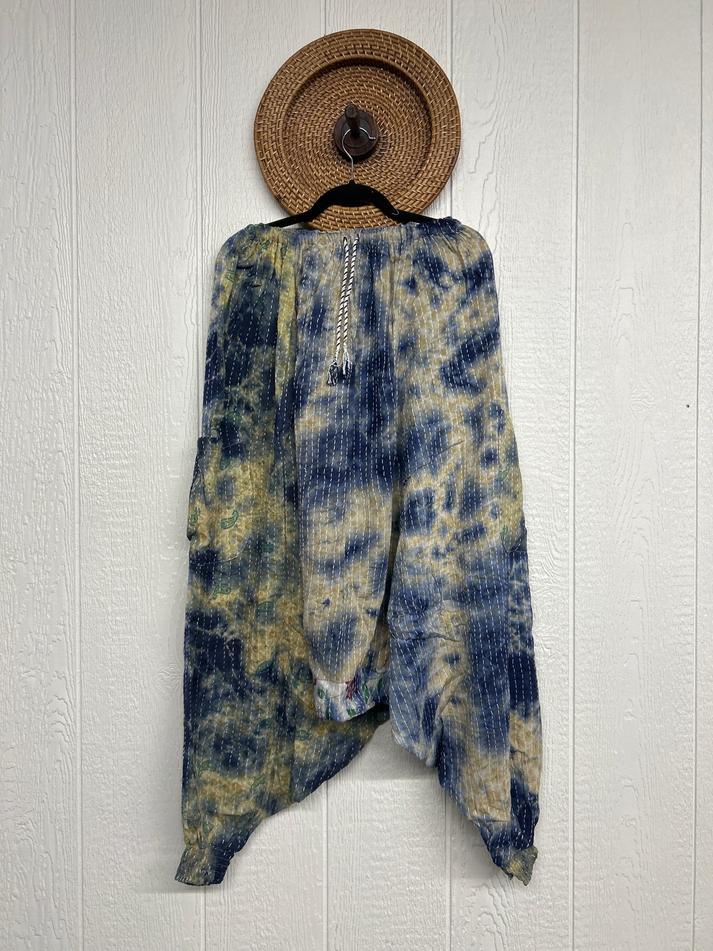 Pareo Kantha Be Still Harems 0526 020
