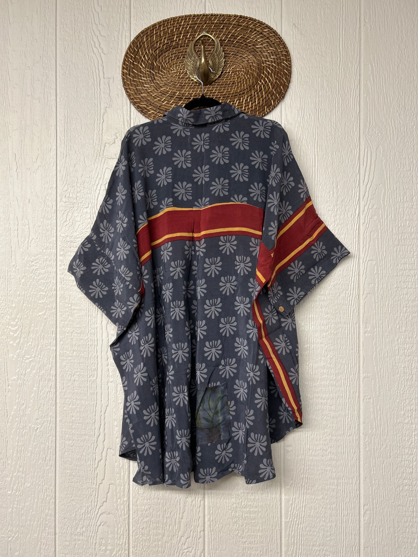 Crepe Sari Free To Be Button Down 0626 137