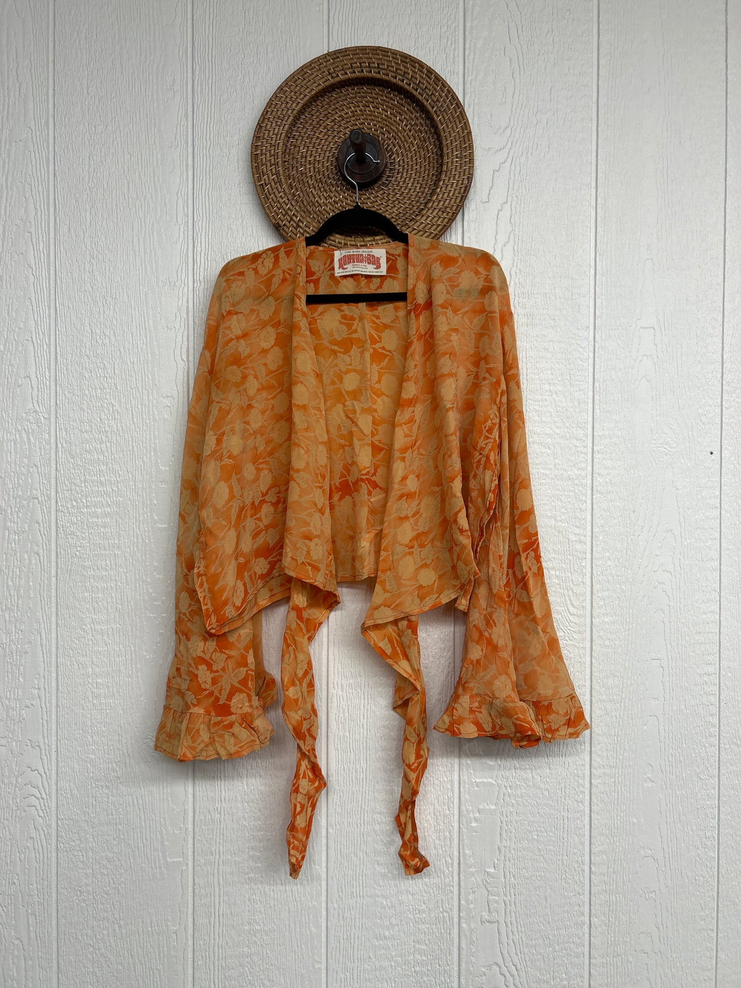 RETAIL Crepe Sari Zeppelin Crop Shrug 0426 225