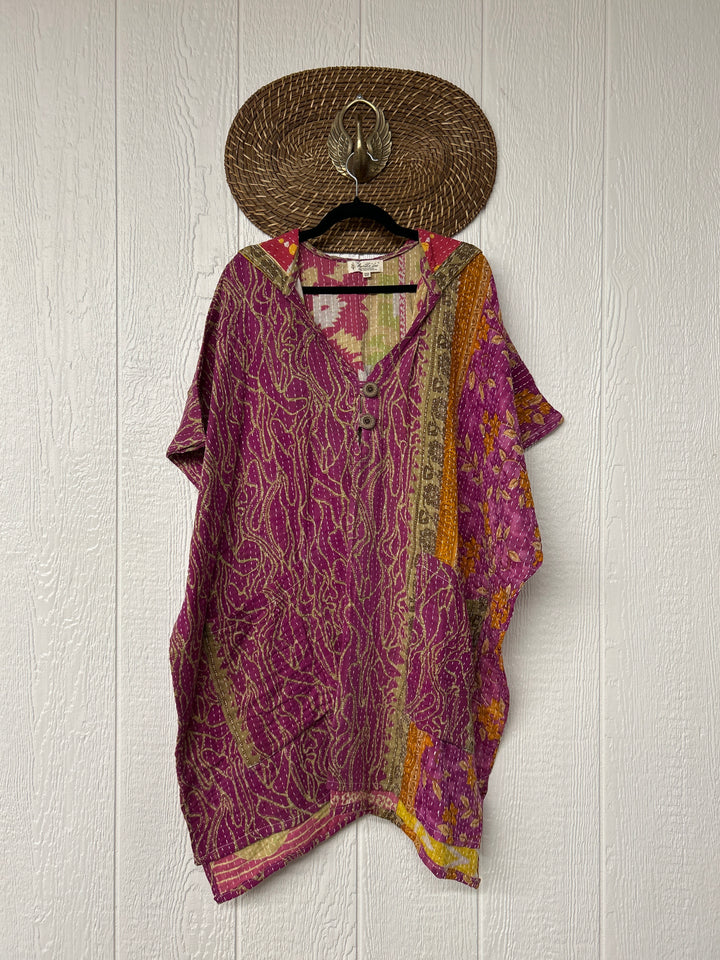 Peace and Love Poncho 0425 026