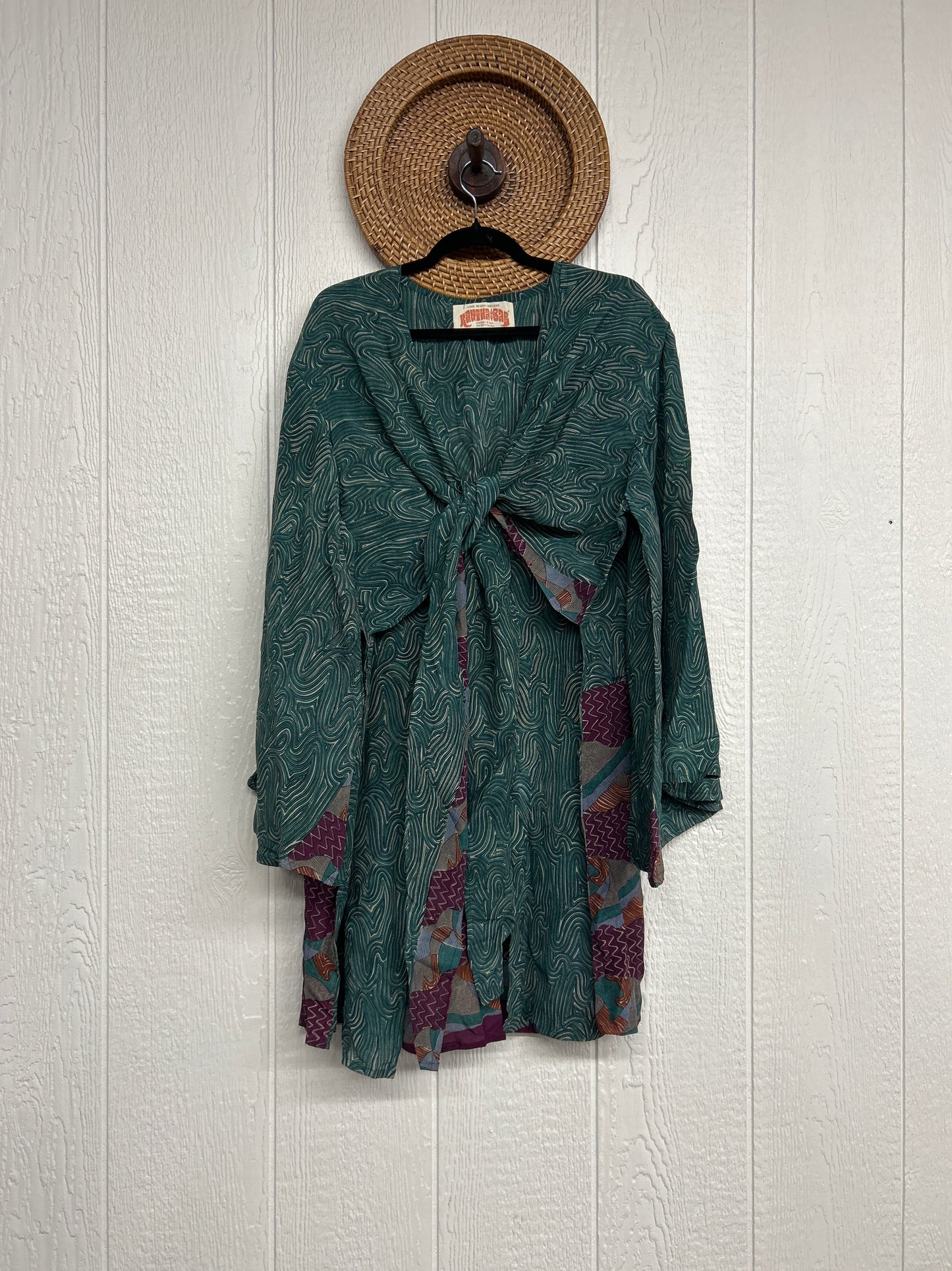 Crepe Sari Shortie Spellbound Kimono 0426 202
