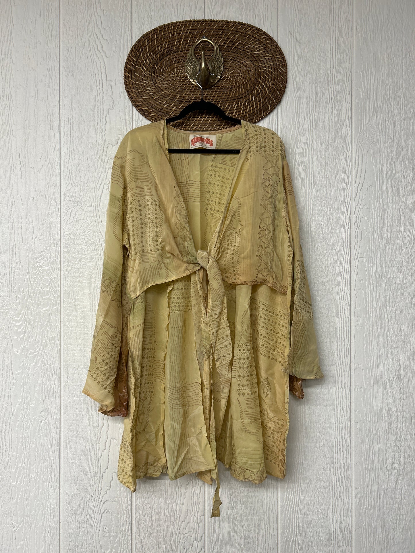 Crepe Sari Shortie Spellbound Kimono 0426 026