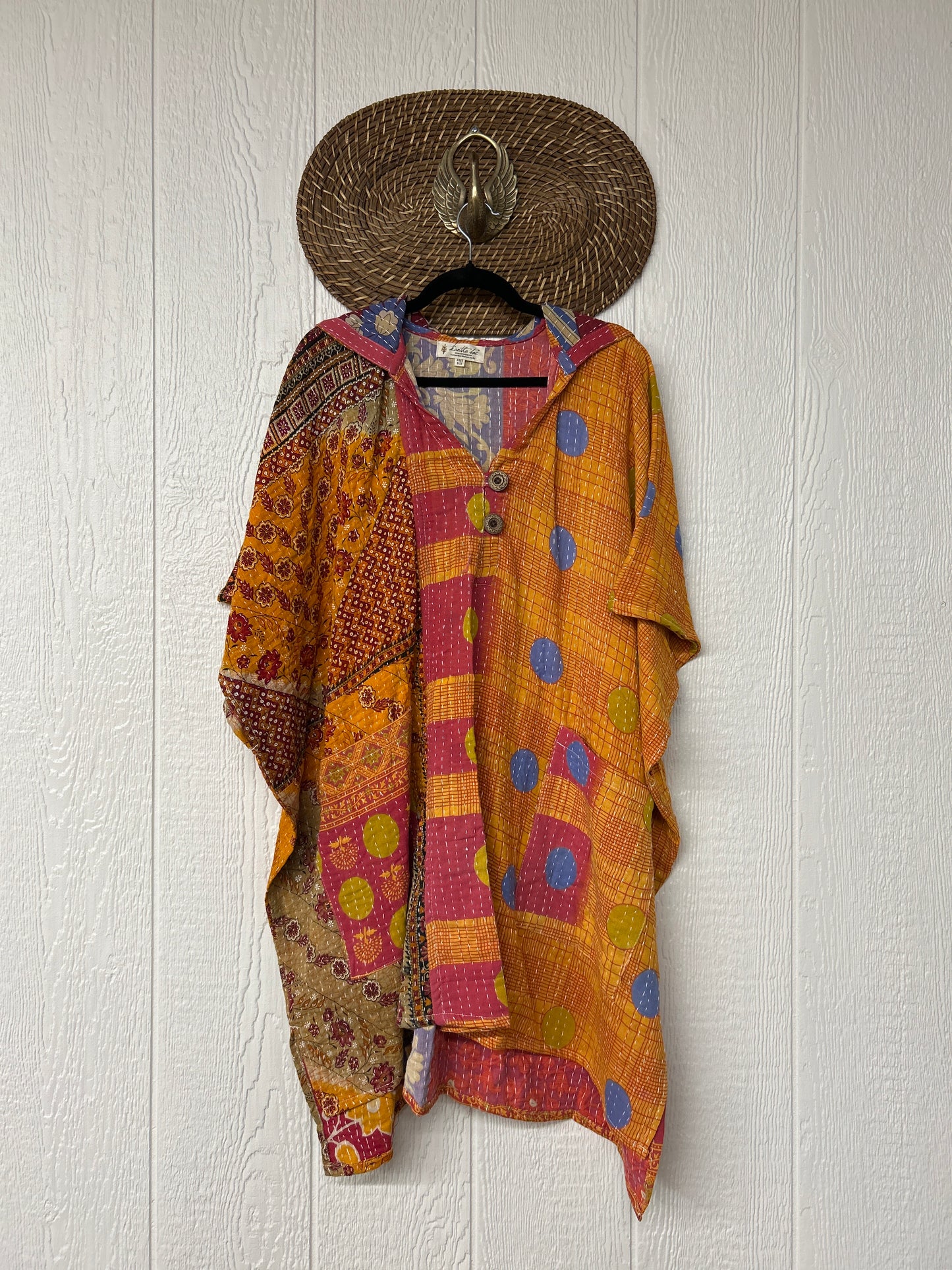 Peace and Love Poncho 0425 059