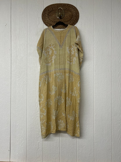 Alchemi Kantha Surrender Hi Lo Poncho 0826 005