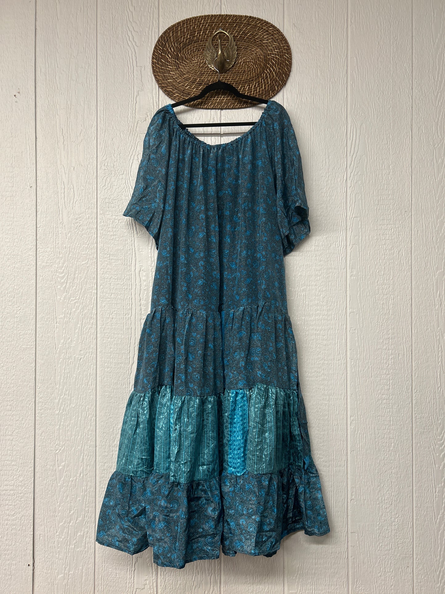 Rasgulla Sari Nova Maxi 0826 223