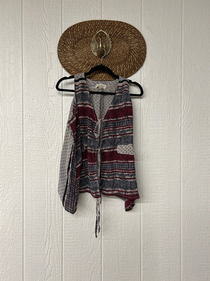Daisy Vest 0525 069