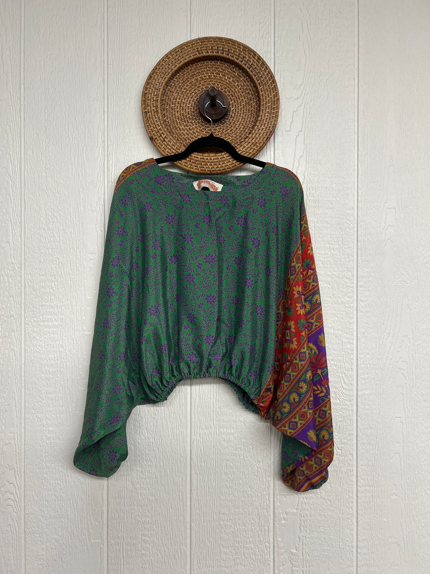 Crepe Sari Luna Crop Top 0126 041