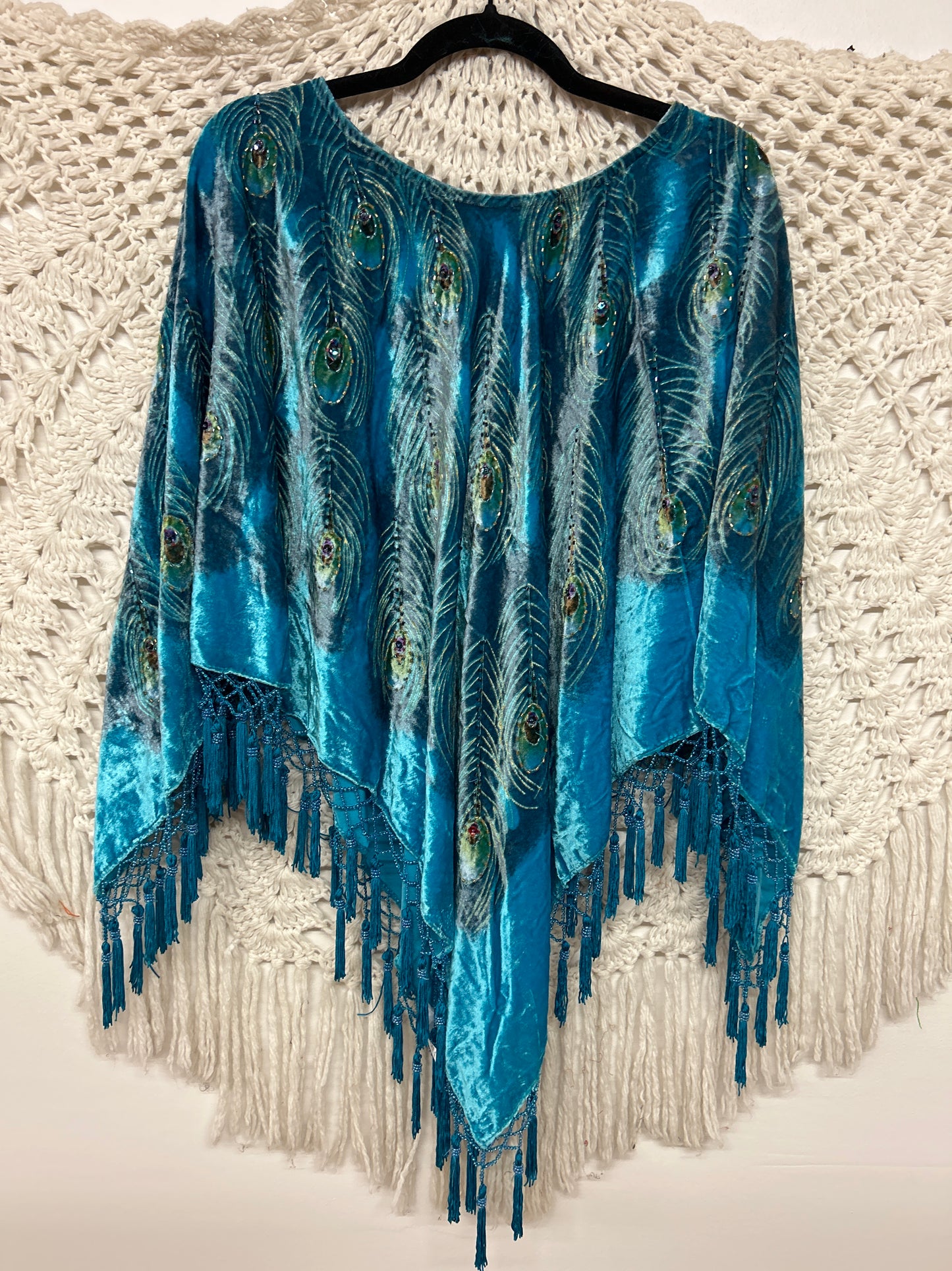 Velvet Peacock Poncho w/ beads - Black - TUR - 001