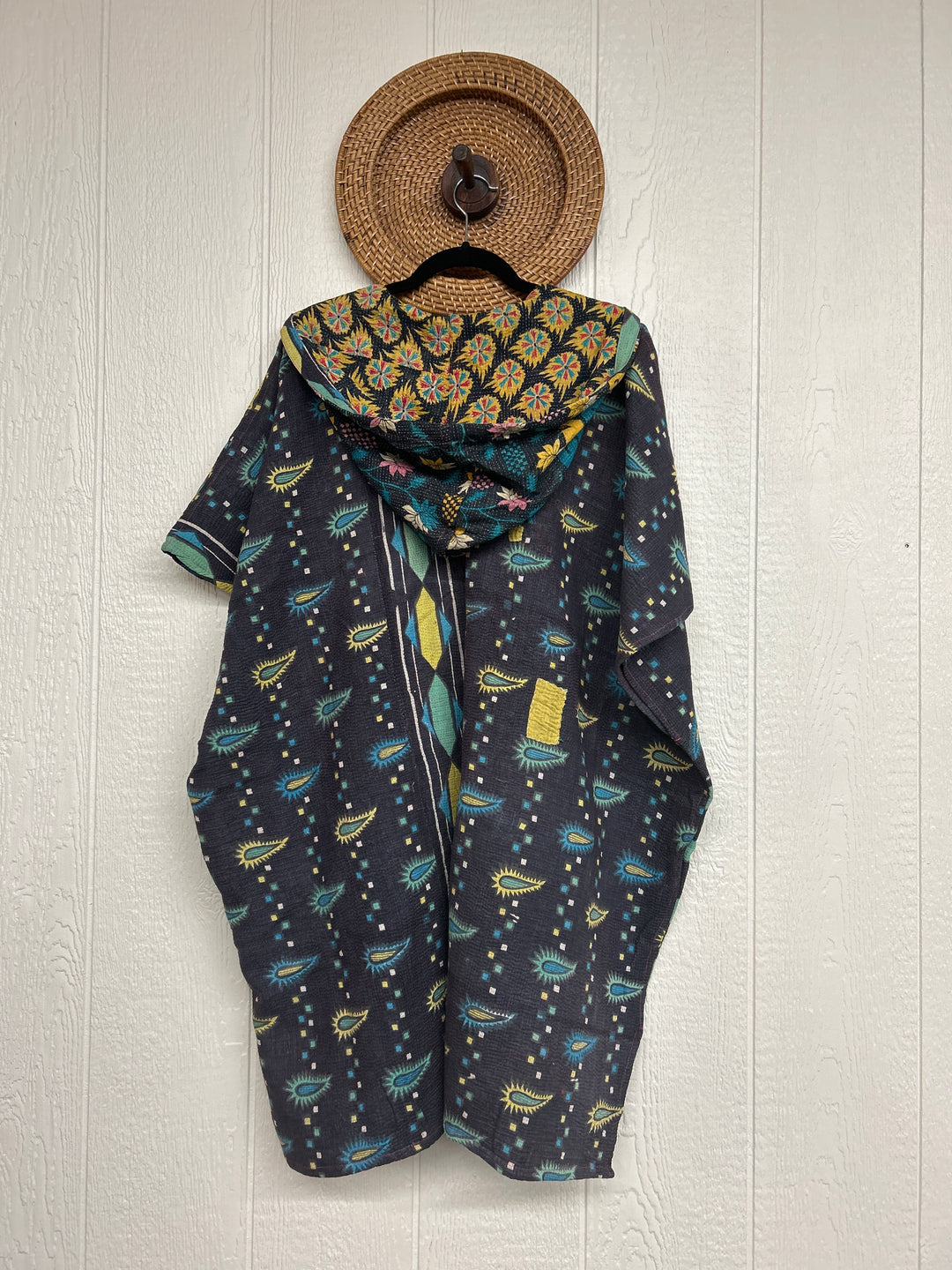 Peace + Love Poncho 0325 243