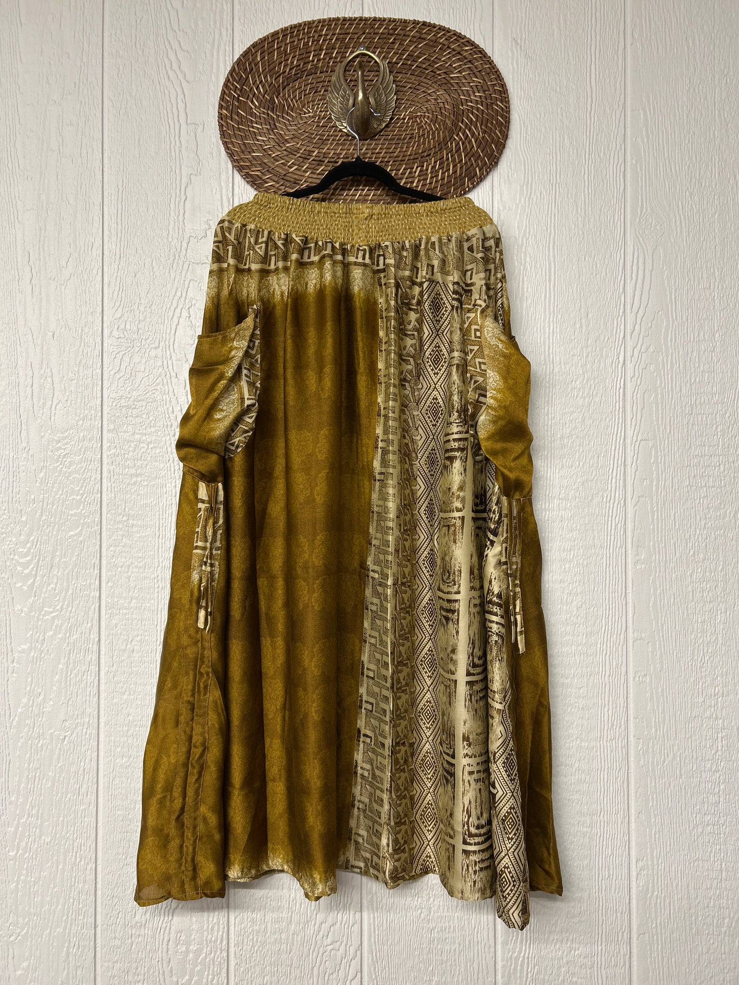 Rasgulla Sari Butterfly Cargo Skirt 0126 268