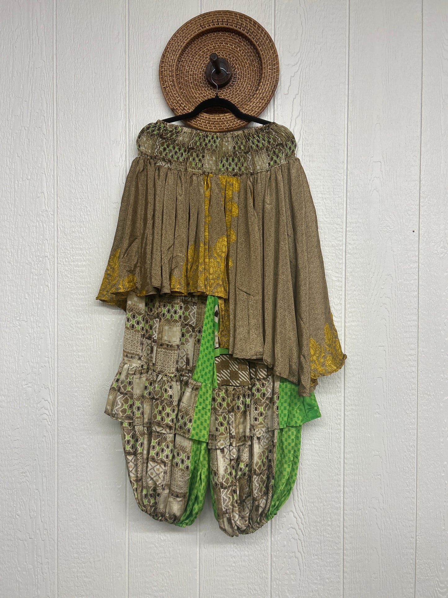 Rasgulla Sari Enchanted Jogger 0426 021