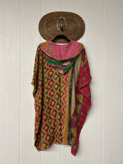 Peace and Love Poncho 0425 101
