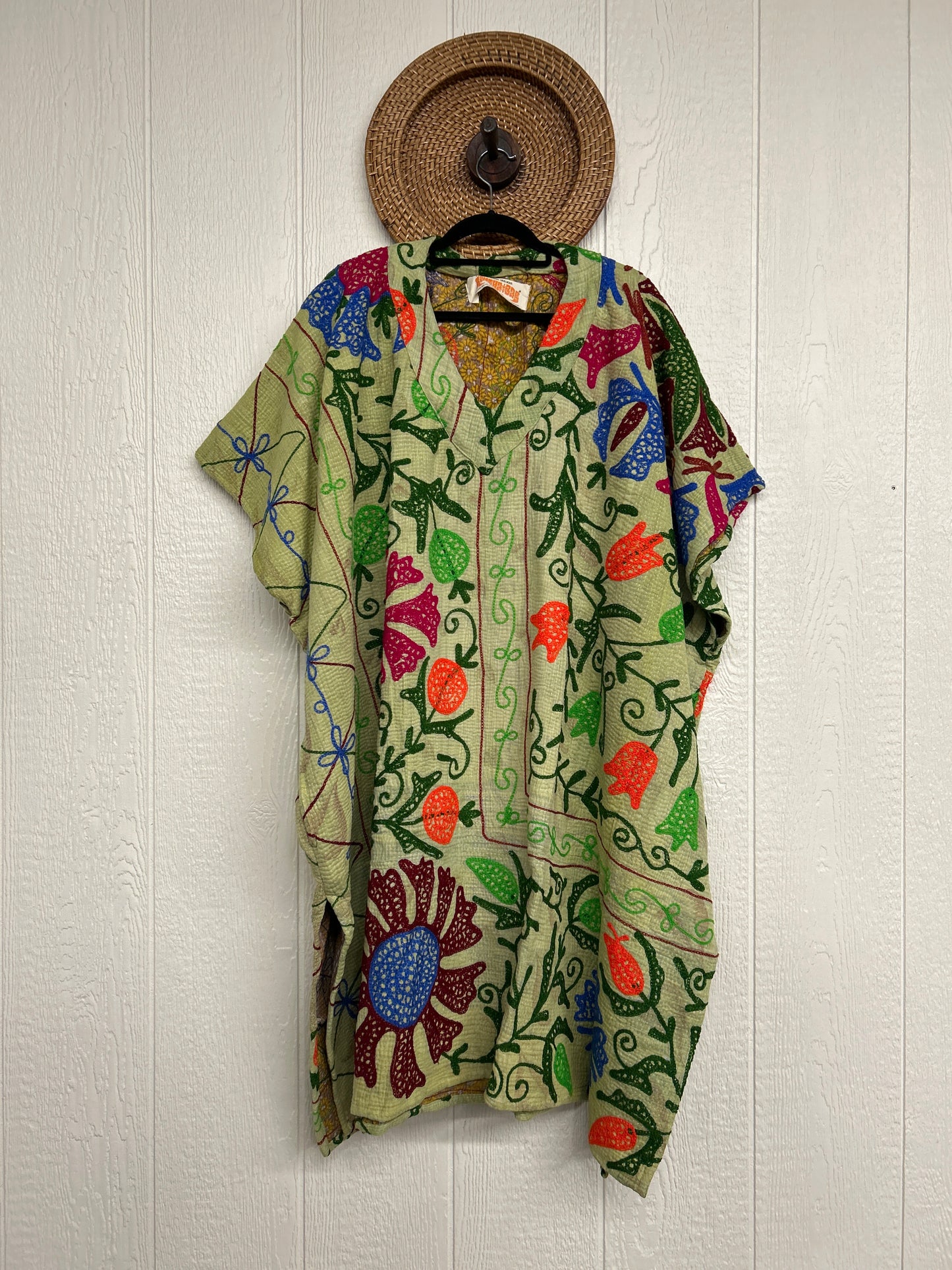 Suzani Muu 0925 089