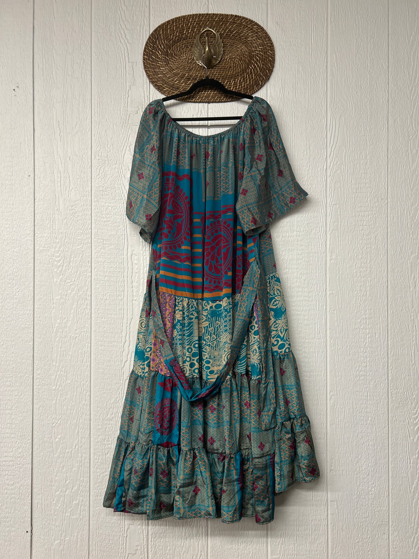 Rasgulla Sari Nova Maxi 0826 219