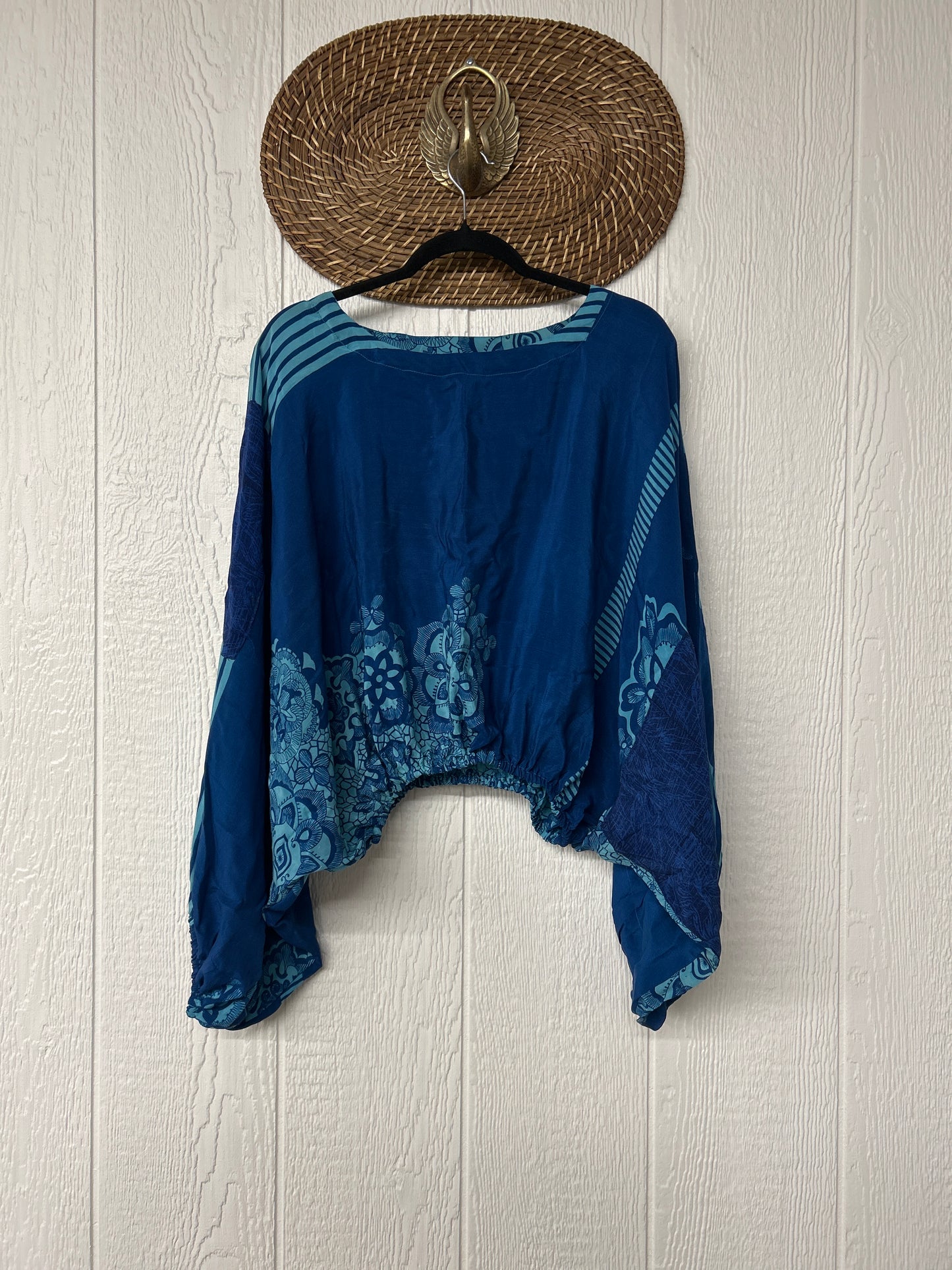 Crepe Sari Luna Crop Top 0126 238