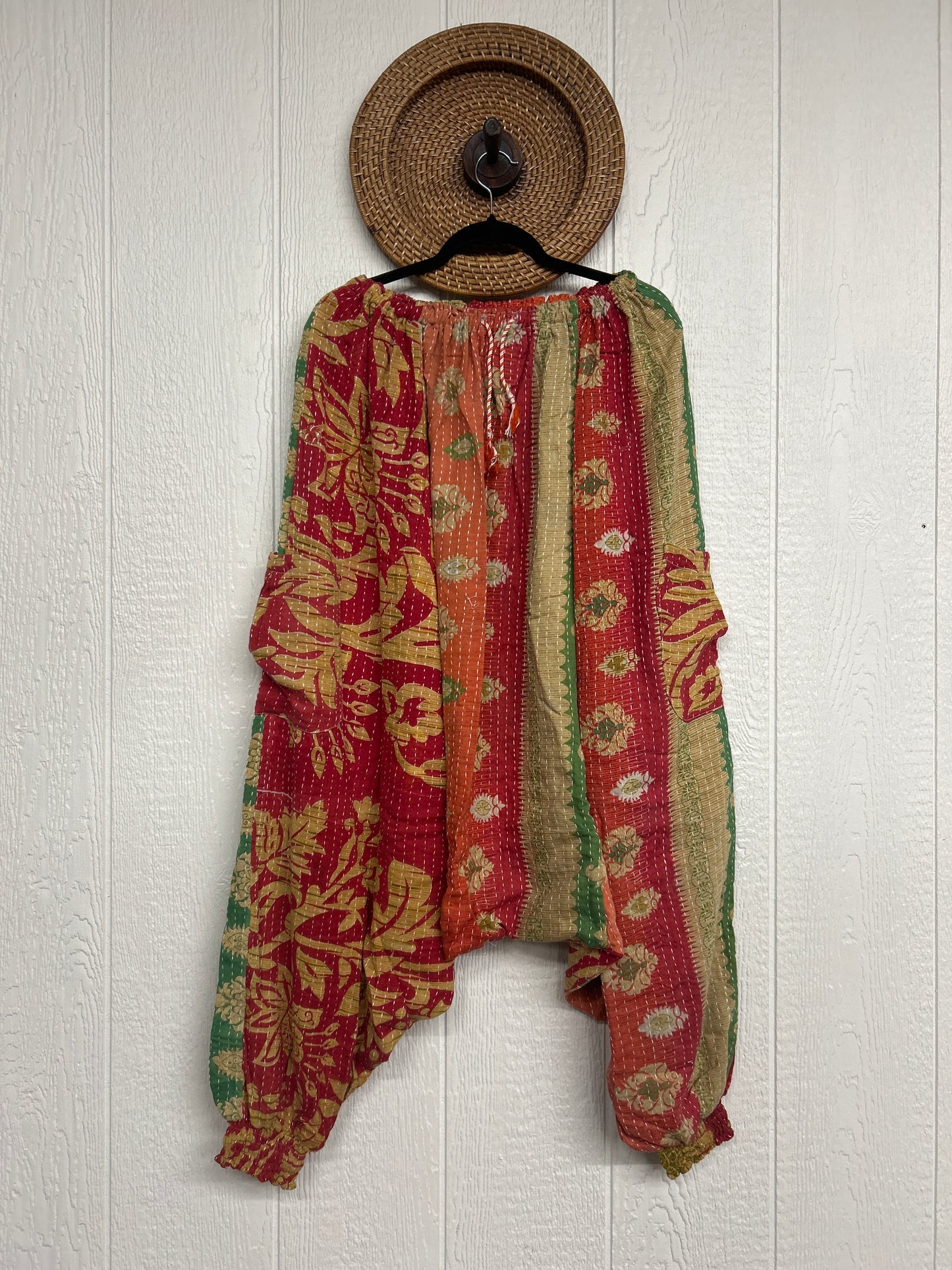 Pareo Kantha Be Still Harems 0226 025