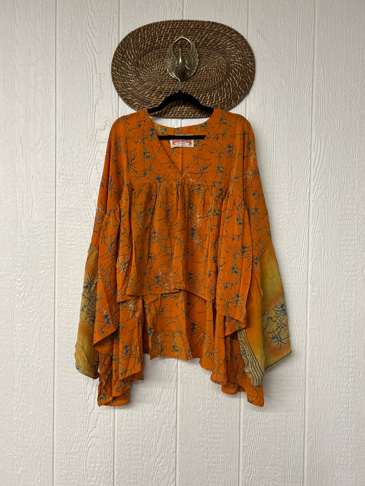 Crepe Sari Bell Sleeve Gold Dust Crop 0826 263