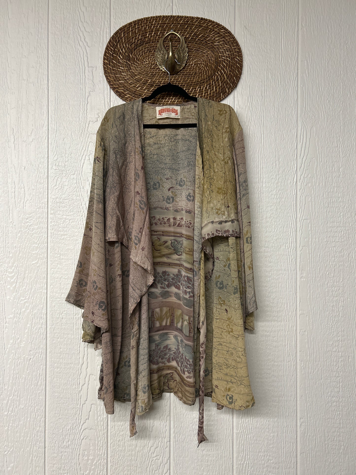 Rasgulla Sari Shortie Spellbound Kimono 0226 119