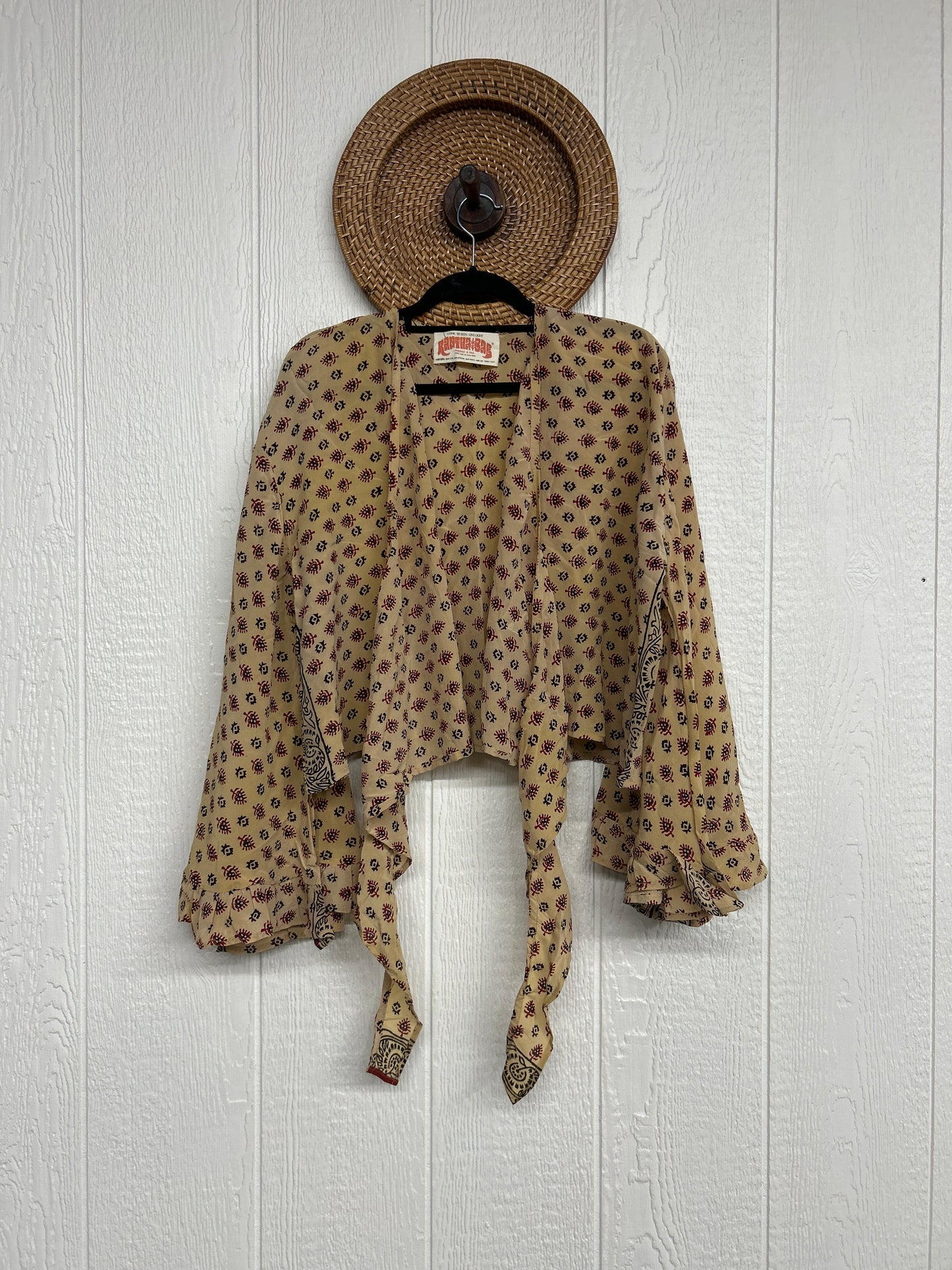 Crepe Sari Zeppelin Crop Shrug 0426 190