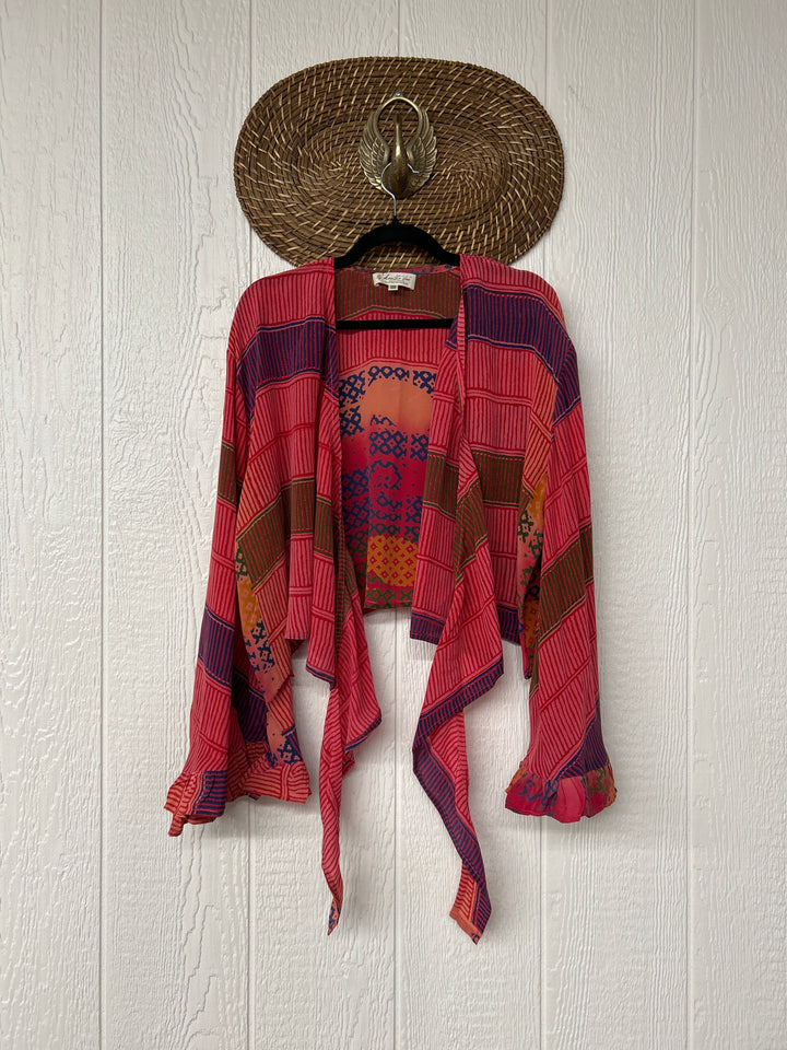 Zeppelin Crop Shrug 0425 015
