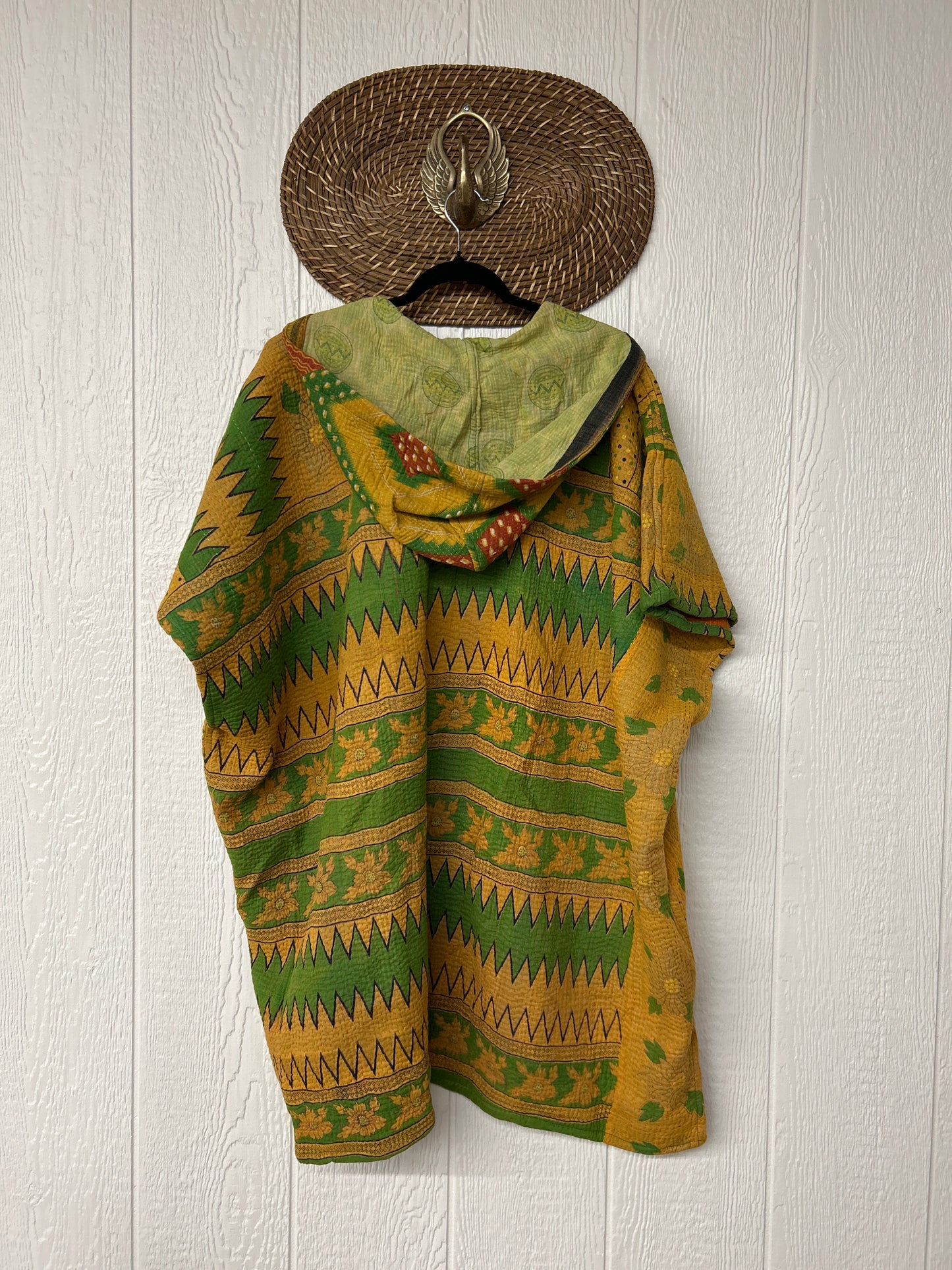 Peace + Love Poncho 0325 042
