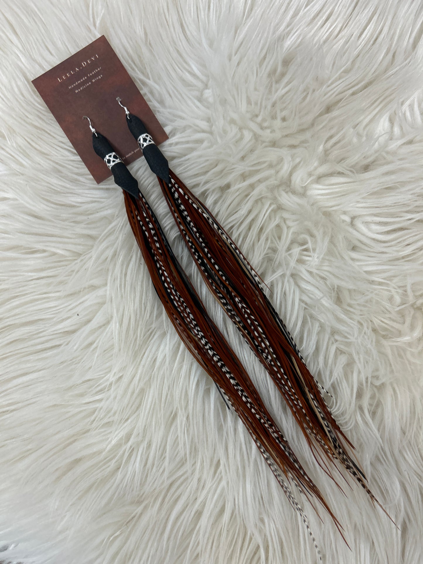 Feather Earrings - Short - 008