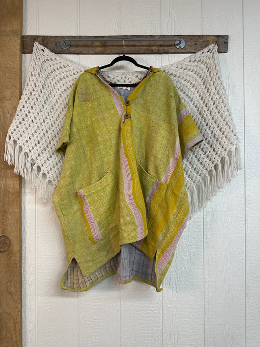 Peace + Love Poncho 0325 259
