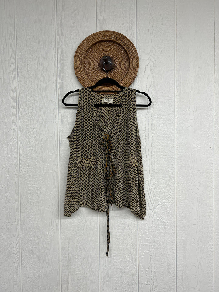 Daisy Vest 0525 259