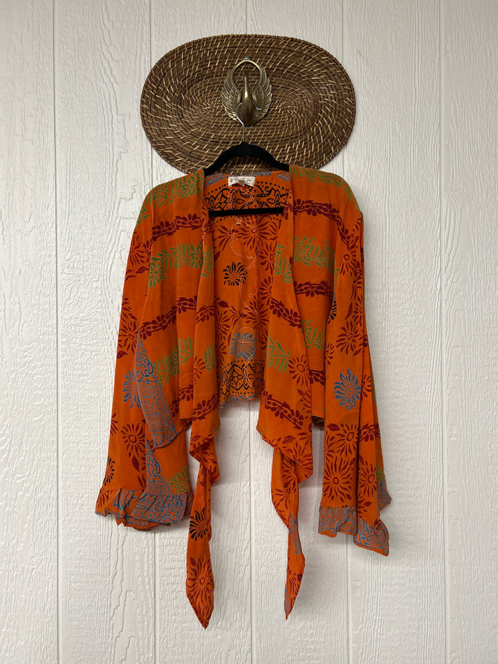 Zeppelin Crop Shrug 0425 245