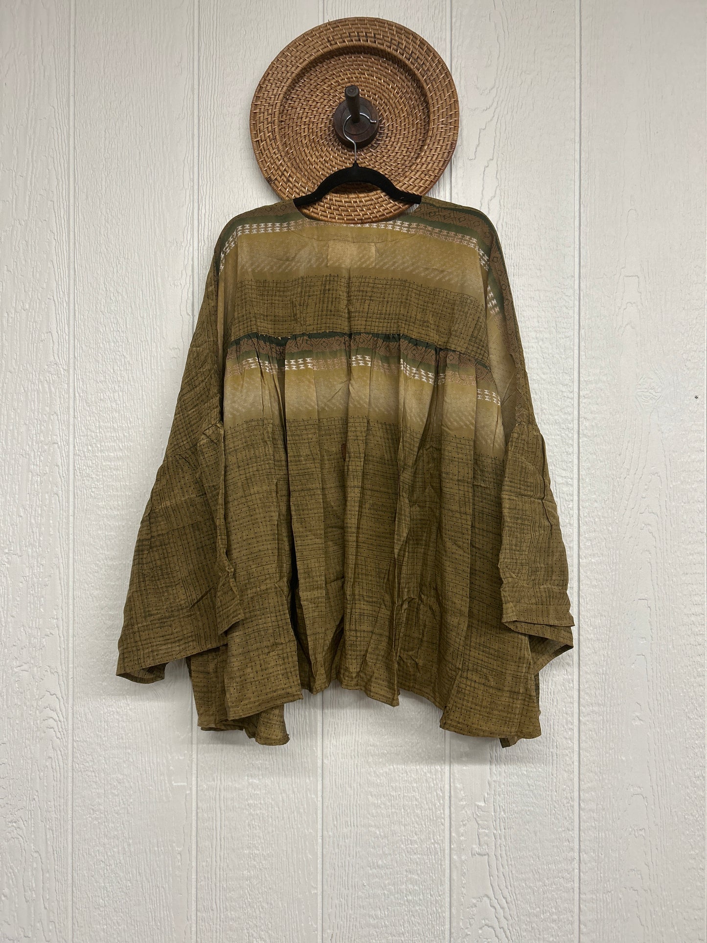 Crepe Sari Bell Sleeve Gold Dust Crop 0826 016