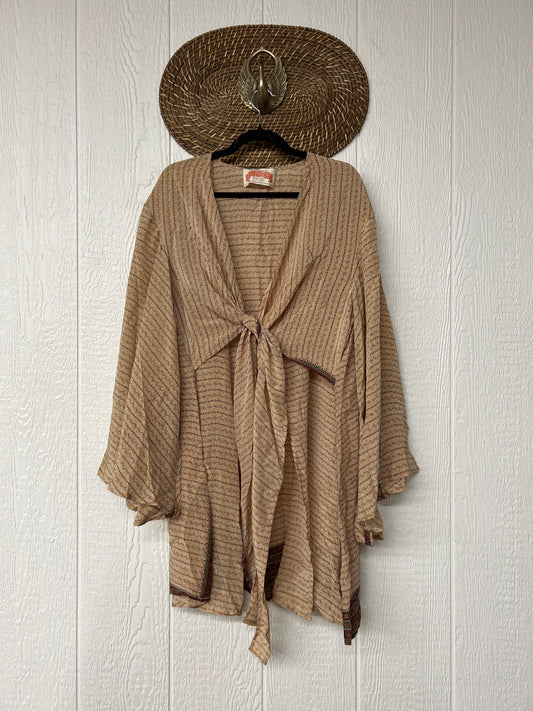 Crepe Sari Shortie Spellbound Kimono 0426 009