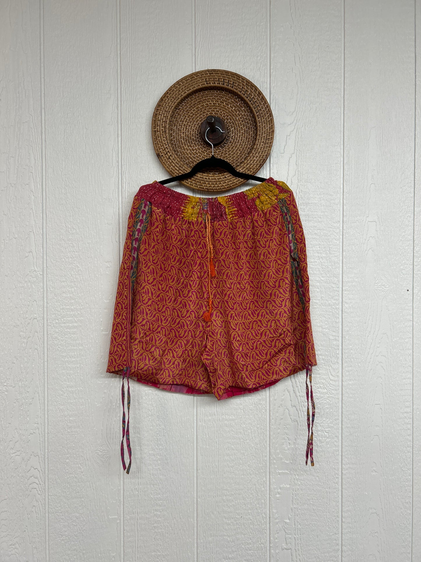 Silk Butterfly Short 0525 231